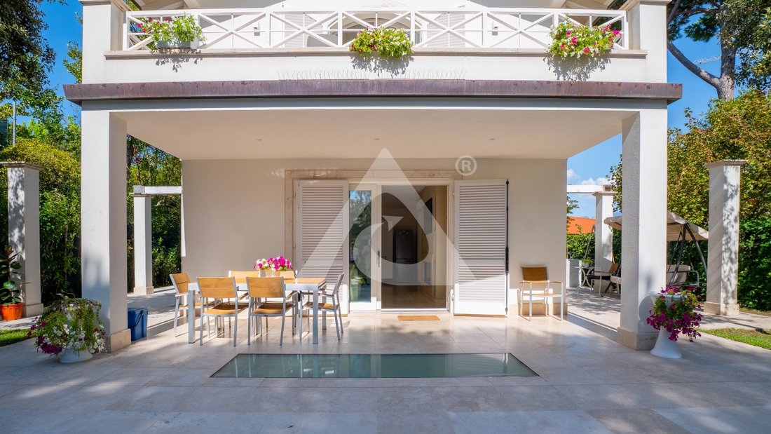 Villa in Centro, Forte dei Marmi, Tuscany 4 - 19102499