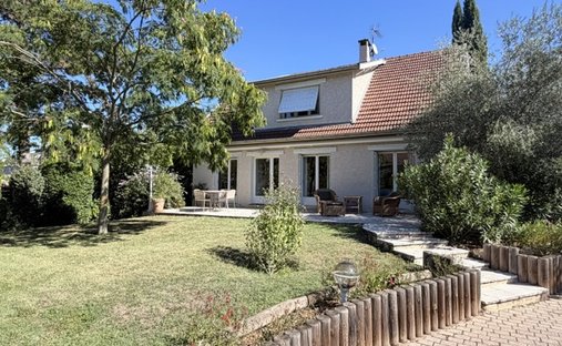 Haus in Francheville le Haut-Bruissin, Francheville, Frankreich 1