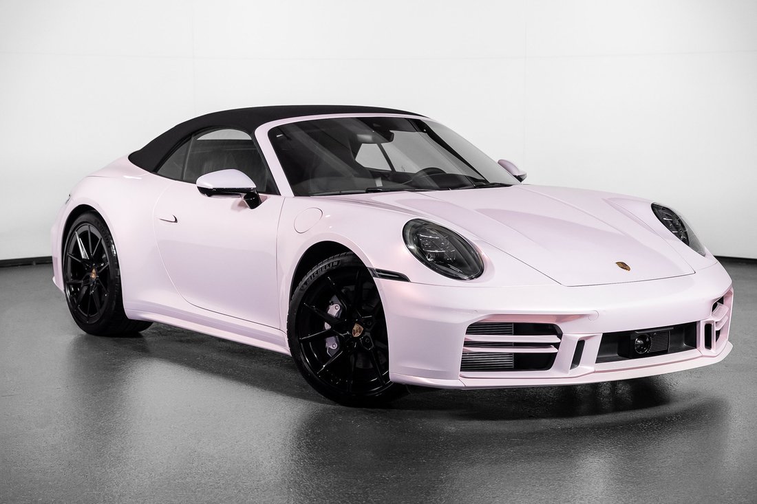 Cabriolet in Pompano Beach, FL, United States 4 - 19102041