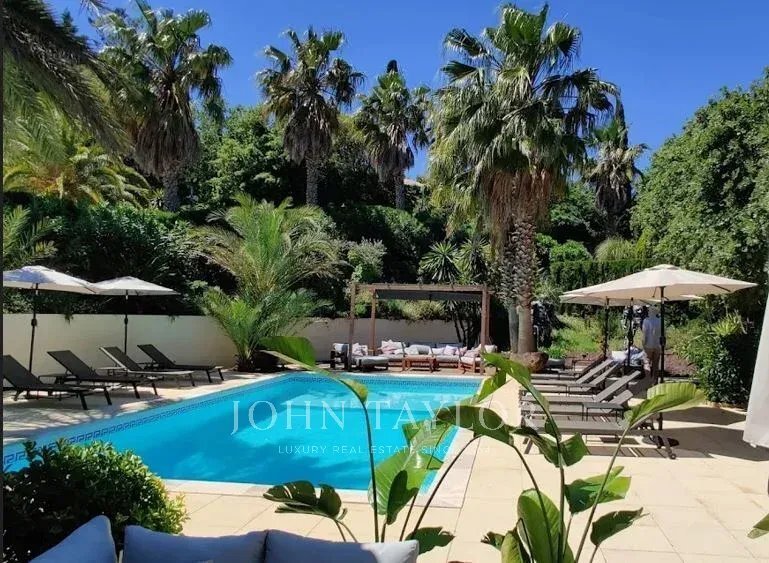 Villa à Grimaud, Provence-Alpes-Côte d'Azur, France 1 - 19102568