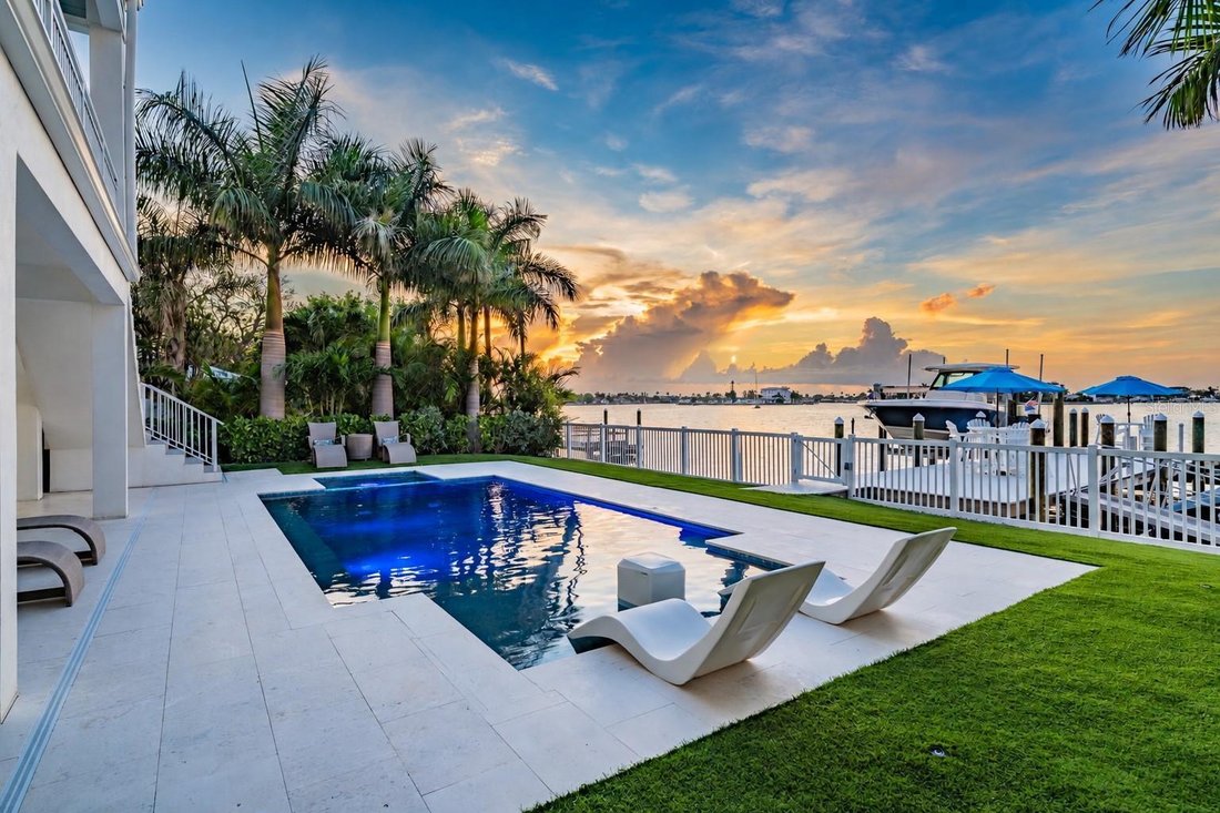 Haus in St. Pete Beach, Florida, Vereinigte Staaten 2 - 19101455