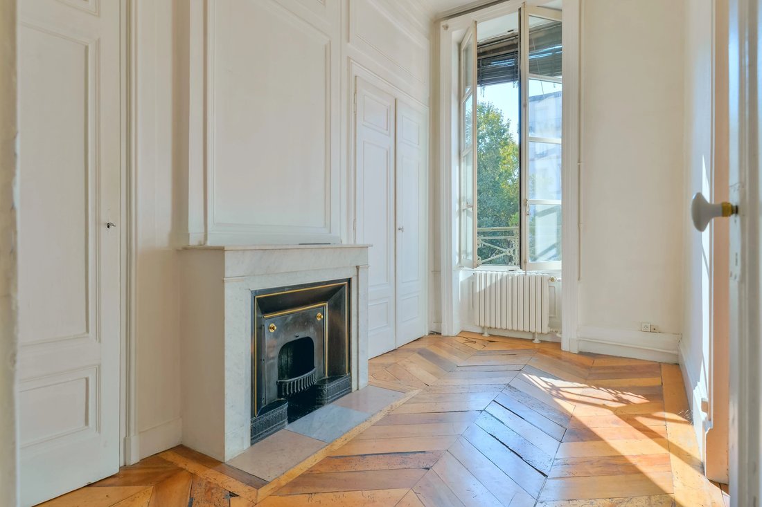 Appartamento a Les Brotteaux-Bellecombe-Masséna, Lyon 6e Arrondissement, Lione 5 - 19102595