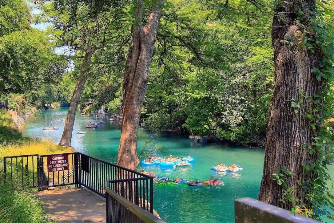Condominio a New Braunfels, Texas, Stati Uniti 3 - 18763846