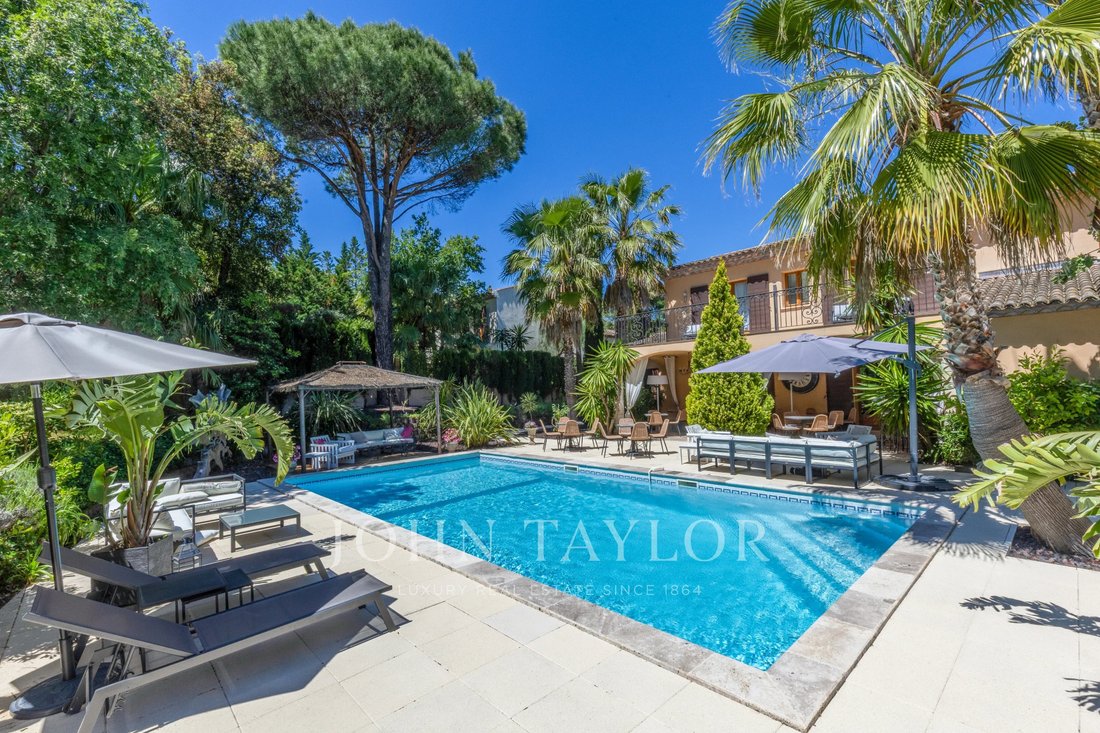 Villa à Grimaud, Provence-Alpes-Côte d'Azur, France 2 - 19102572