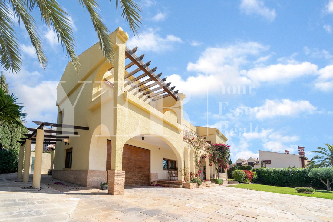Villa in El Campello, Land Valencia, Spanien 2 - 18474118