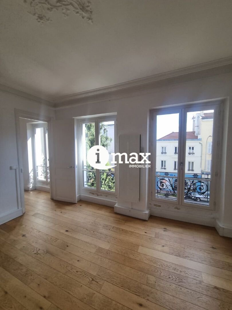 Apartment in Saint-Cloud, Ile-de-France, France 5 - 18989085