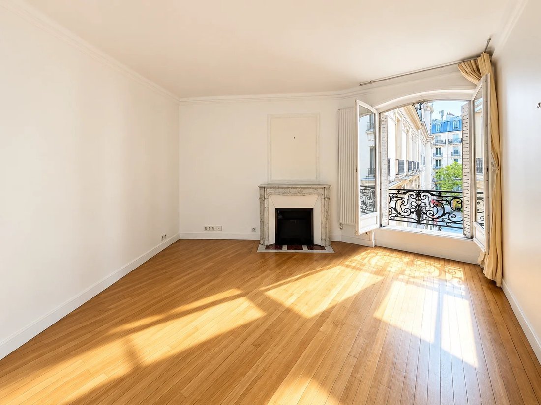 Apartment in Courcelles-Wagram, Paris 17e Arrondissement, Paris 1 - 19102587