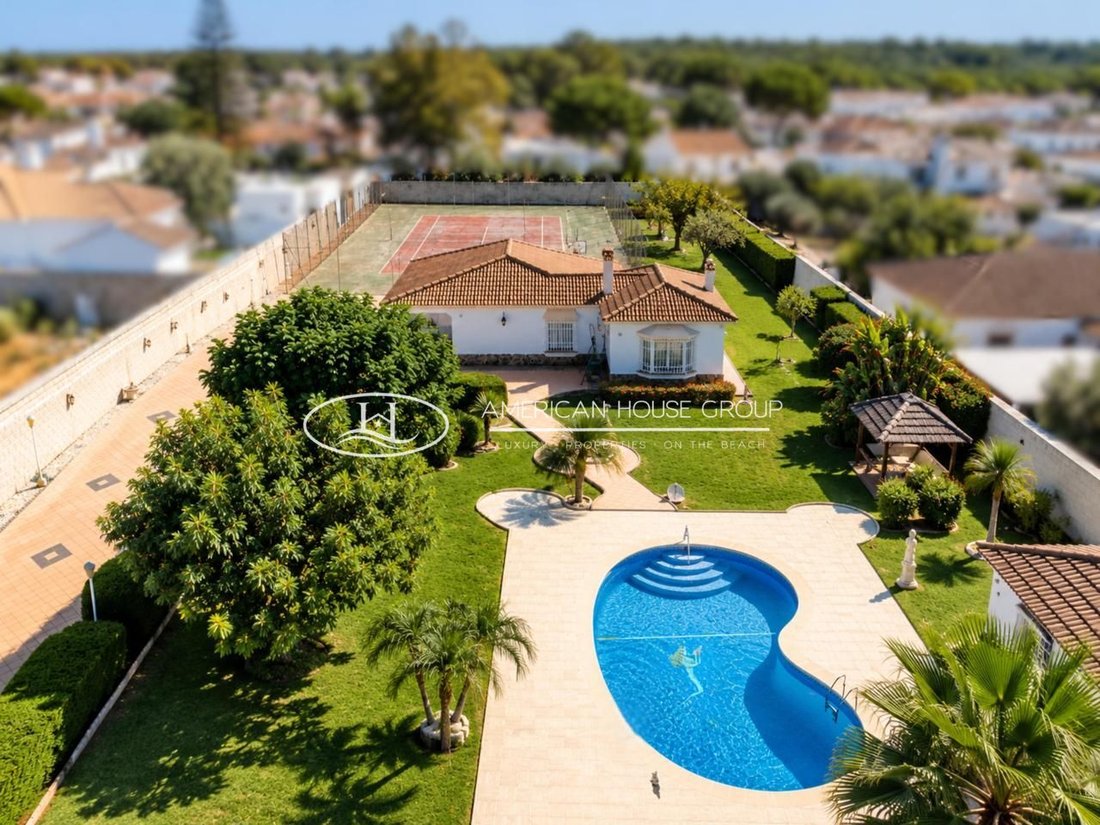 Chalet a Chiclana de la Frontera, Andalusia, Spagna 1 - 19101412