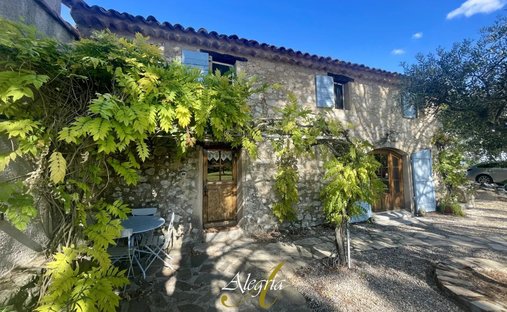 Country House in Fox-Amphoux, Provence-Alpes-Côte d'Azur, France 1