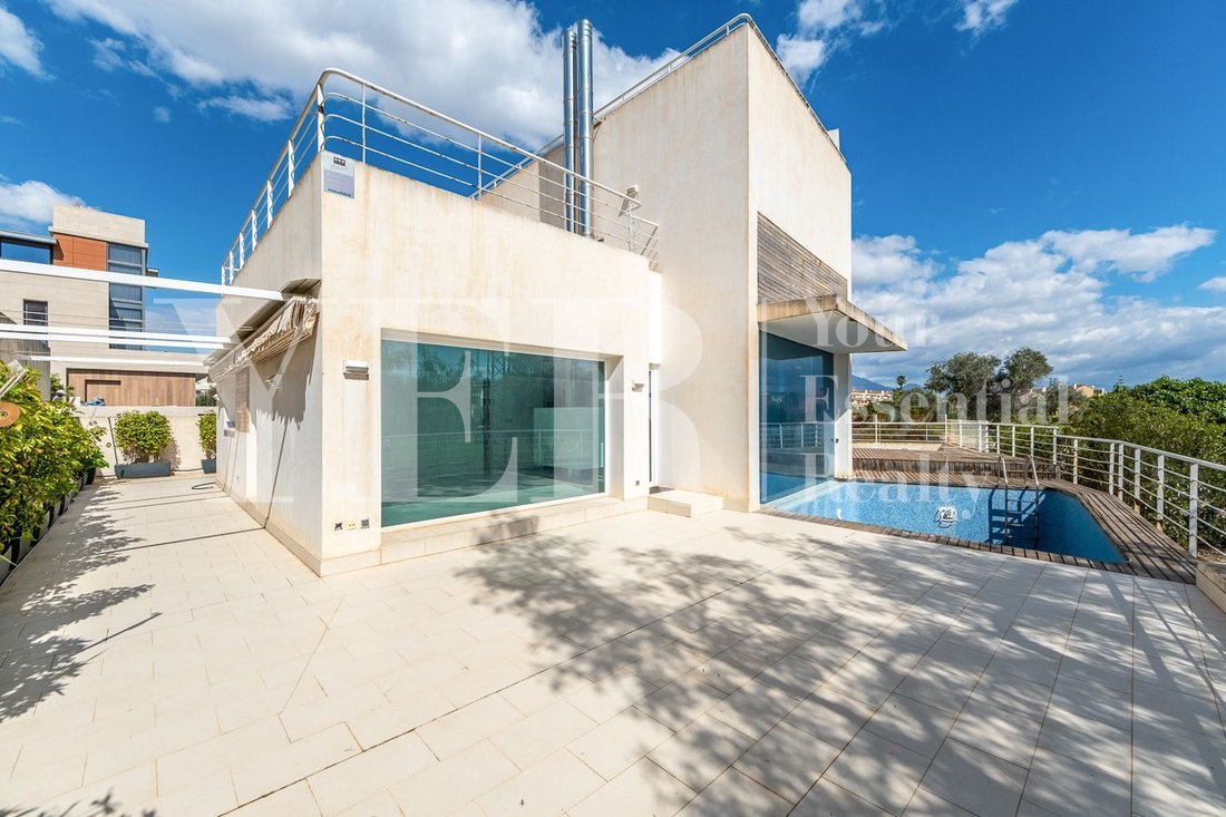 Villa in San Juan Playa, Alicante, Land Valencia 1 - 18474018