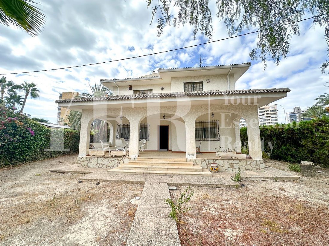 Villa en Campello, Comunidad Valenciana, España 1 - 18474192