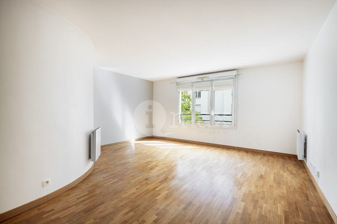 Appartement à Centre-Voltaire, Asnières-sur-Seine, France 1 - 19060238