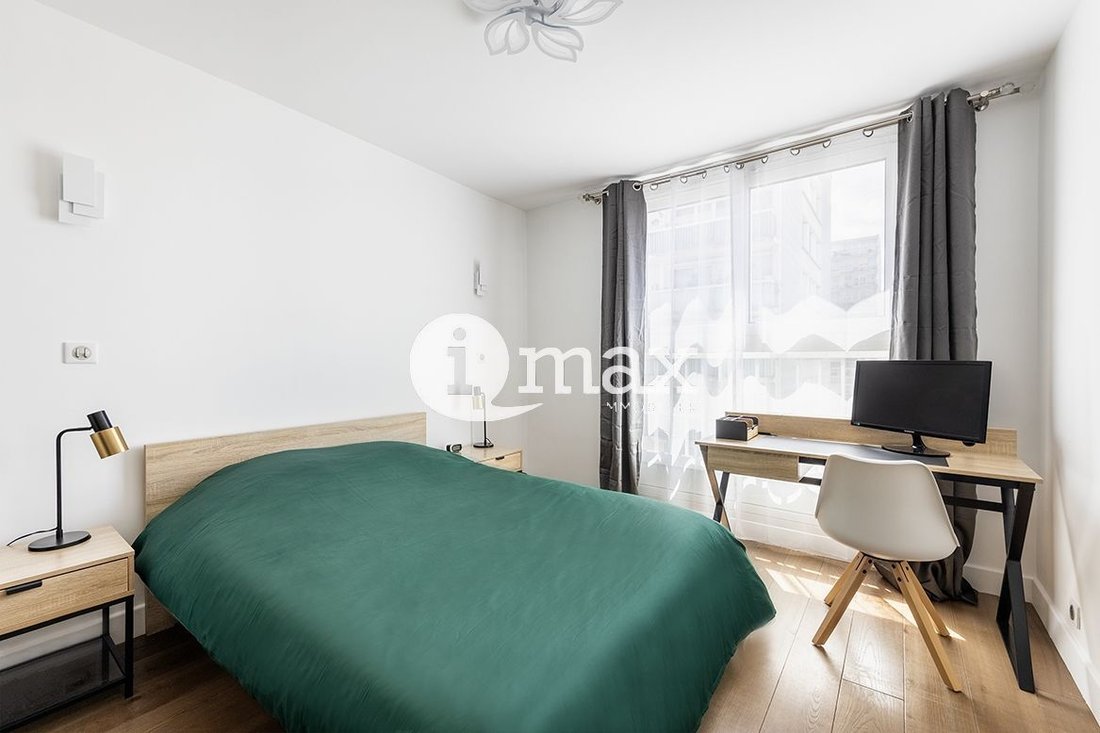 Apartment in Hôtel de Ville-Planchette, Levallois-Perret, France 5 - 19063560