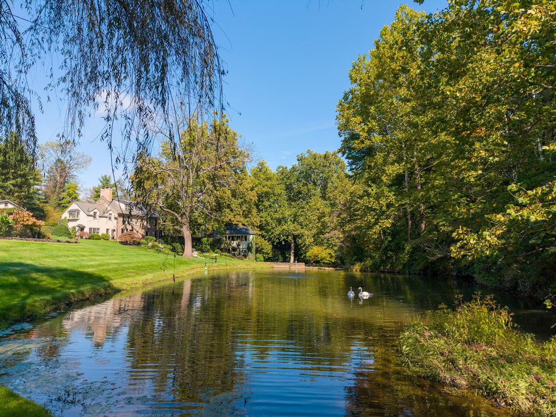 House in Solebury, Pennsylvania, United States 3 - 19102558