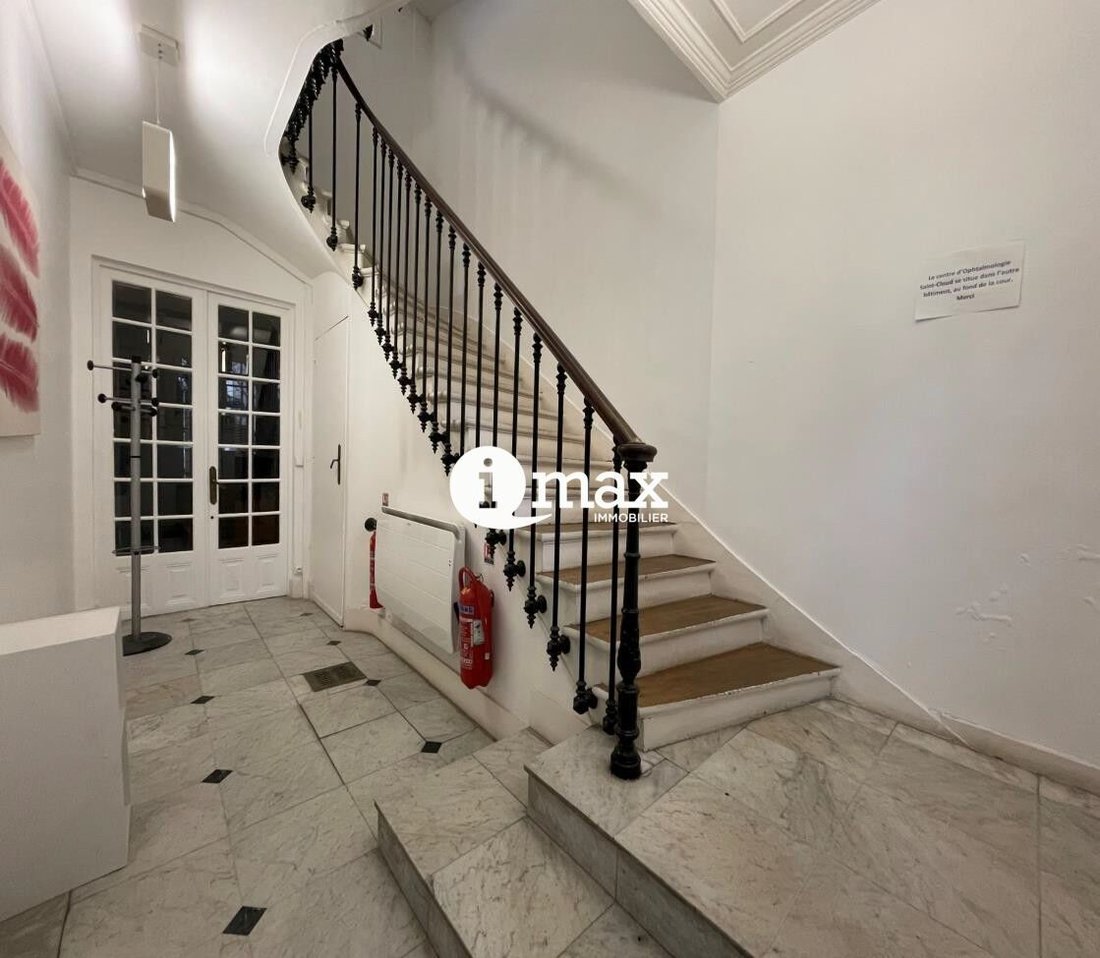 Apartment in Saint-Cloud, Ile-de-France, France 3 - 18989085