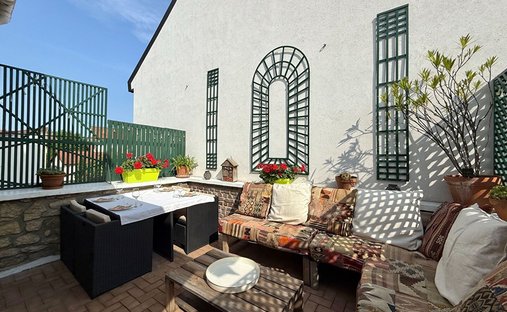 Haus in Centre-Voltaire, Asnières-sur-Seine, Frankreich 1