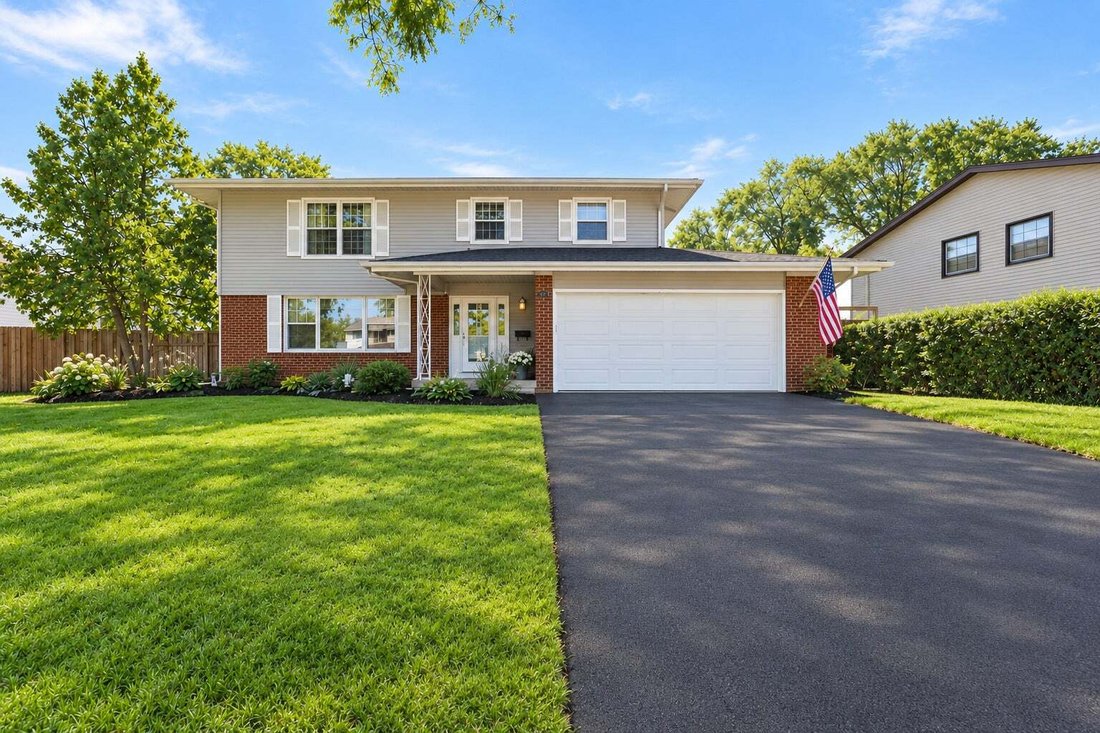 House in Elk Grove Village, Illinois, United States 1 - 19101816