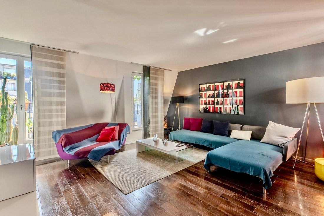 Apartment in Porte Saint Denis-Paradis, Paris 10e Arrondissement, Paris 1 - 19102678