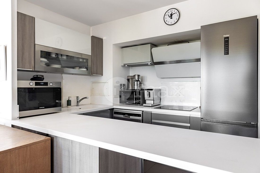 Appartement à Centre-Voltaire, Asnières-sur-Seine, France 3 - 19024482