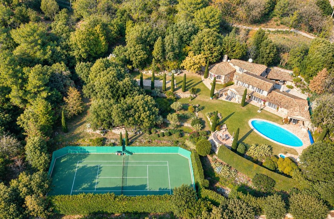Domaine à Tourrettes-sur-Loup, Provence-Alpes-Côte d'Azur, France 3 - 12519838