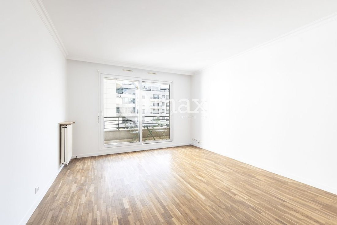 Apartment in Hôtel de Ville-Planchette, Levallois-Perret, France 3 - 19077467