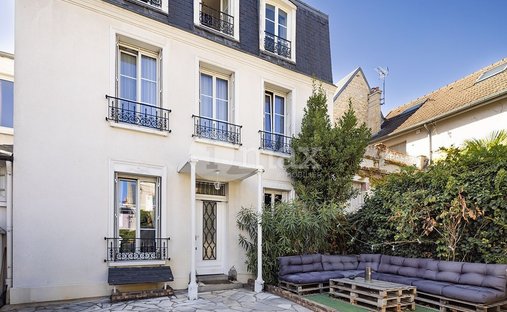 Haus in Centre-Voltaire, Asnières-sur-Seine, Frankreich 1