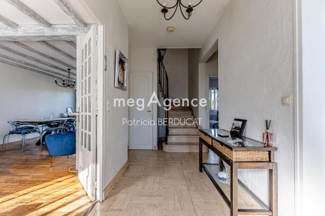 House in Sully-Vauban, Livry-Gargan, France 3 - 19102232