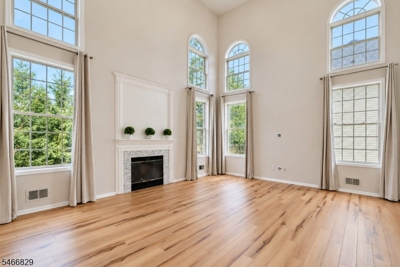 House in Livingston, New Jersey, United States 5 - 19102727