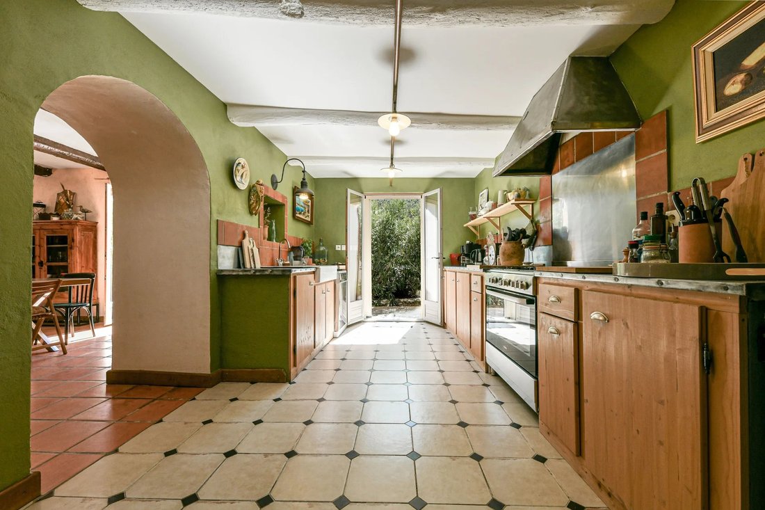 Casa a Uzès, Occitania, Francia 3 - 19102470