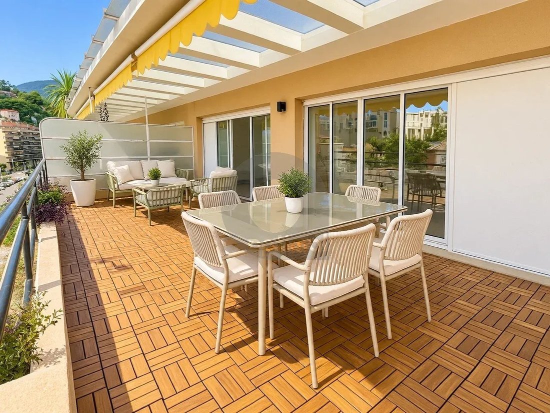 Apartamento en Menton, Provenza-Alpes-Costa Azul, Francia 1 - 19102459