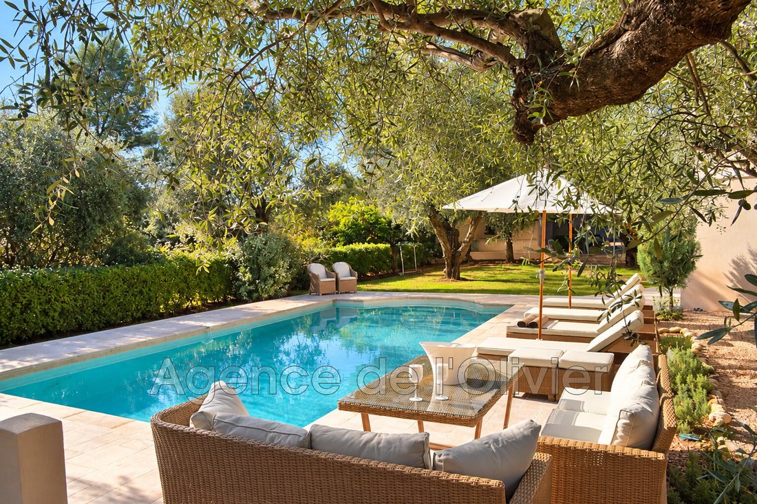 Villa en Nord, Roquefort-les-Pins, Francia 2 - 19102435