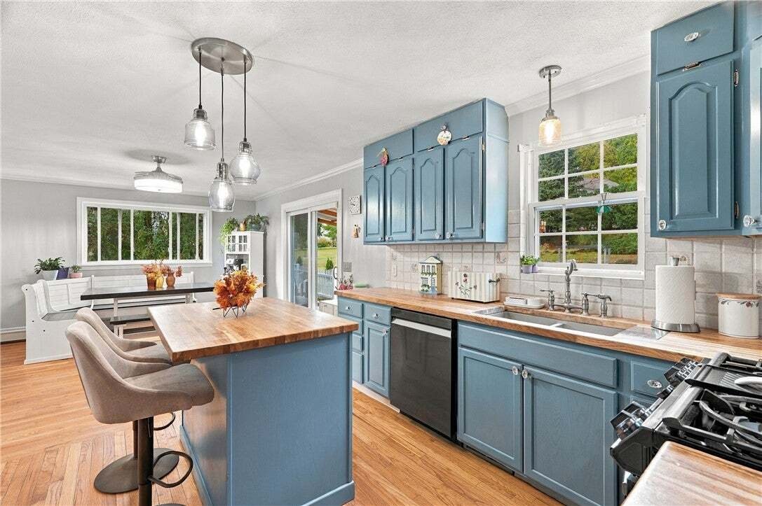 House in Smithfield, Rhode Island, United States 5 - 19101379