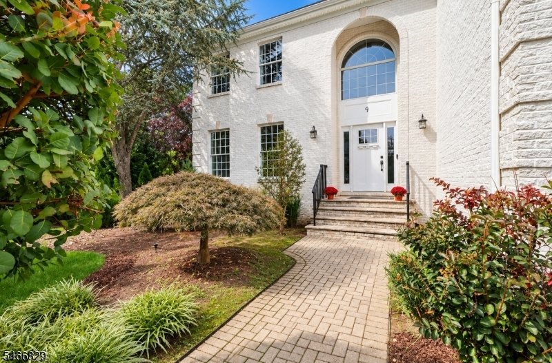 House in Livingston, New Jersey, United States 3 - 19102727
