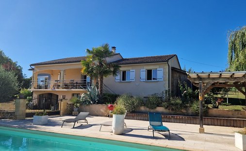 Maison à Coux-et-Bigaroque, Coux et Bigaroque-Mouzens, France 1