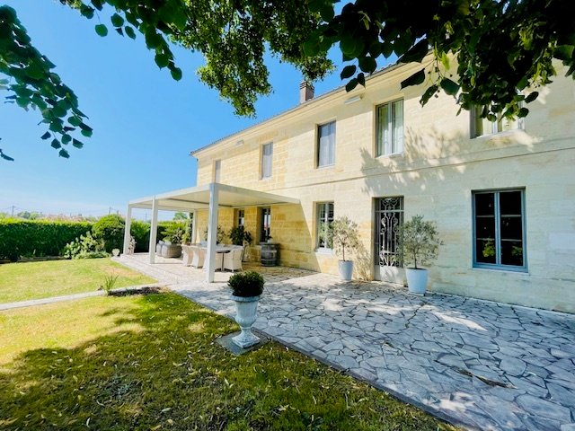 Casa en Cubzac-les-Ponts, Nueva Aquitania, Francia 1 - 19102230
