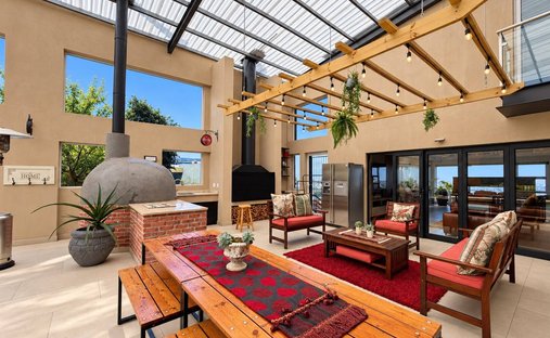 House in Plattekloof 3, Northern Suburbs, Cape Town 1