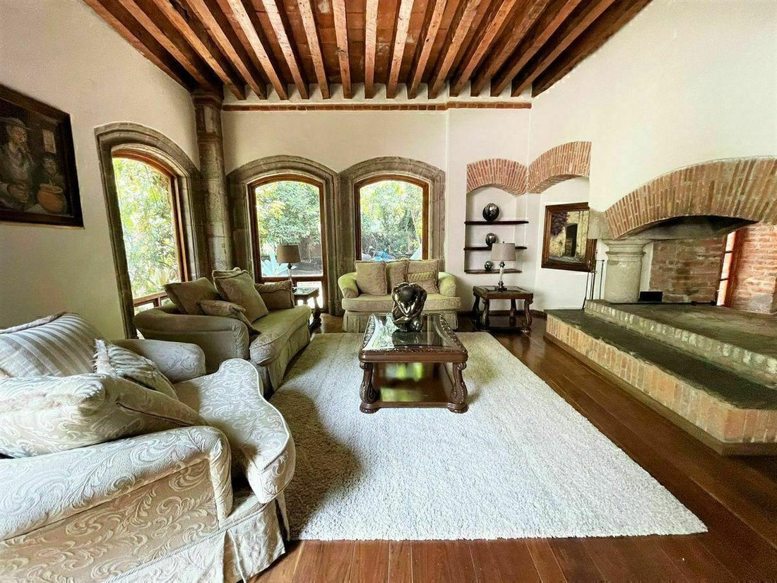 Casa en Ciudad López Mateos, Estado de México, México 1 - 19102898