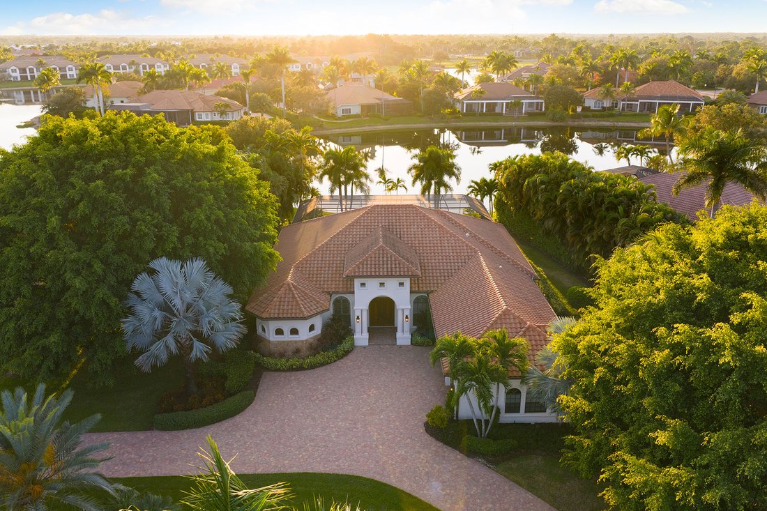 Maison à Naples, Floride, États-Unis 4 - 19102911
