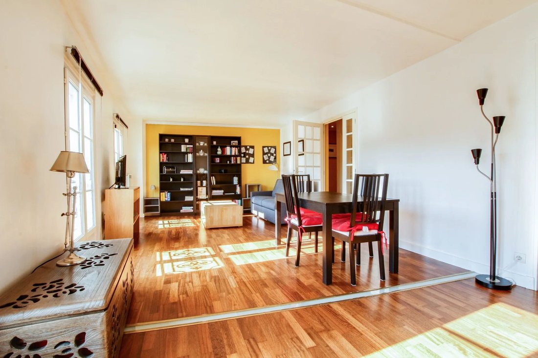 Apartment in Sainte Avoie, Paris 3e Arrondissement, Paris 4 - 19105459