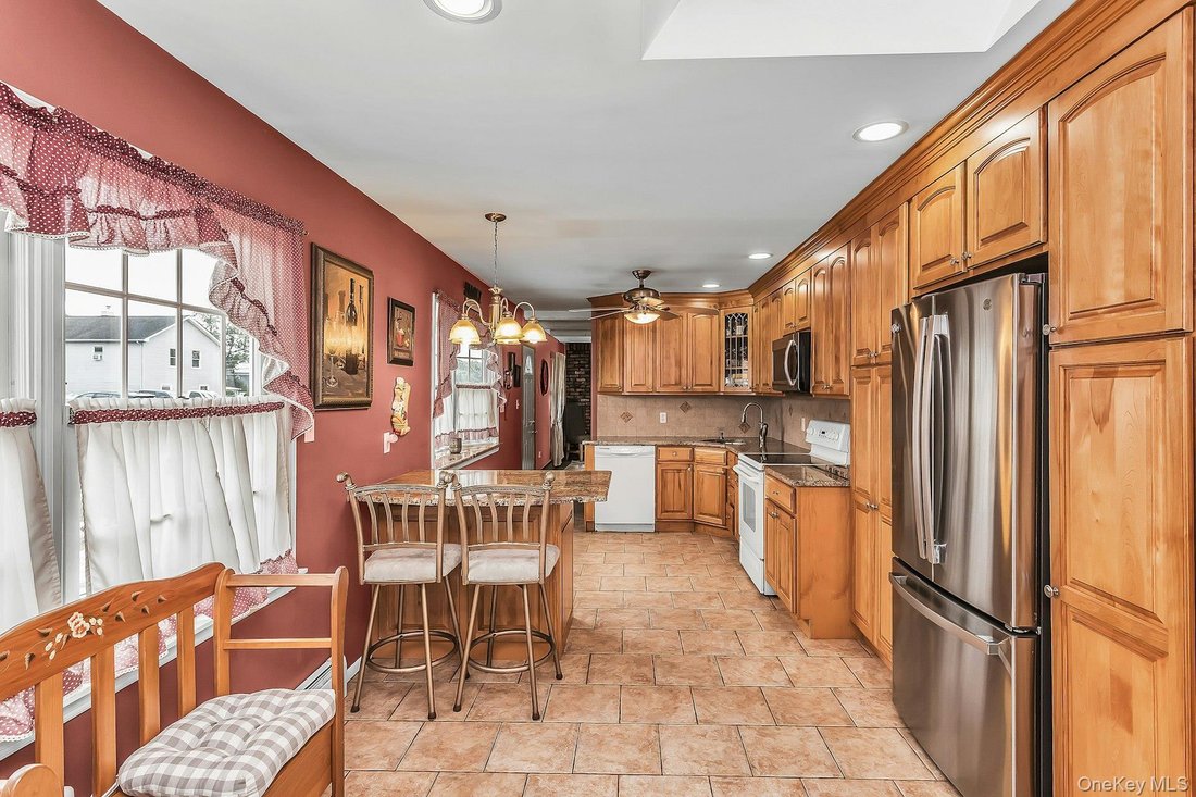 House in Levittown, New York, United States 5 - 19105163