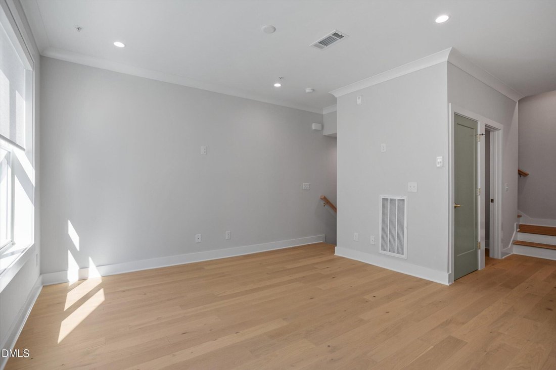 Condo in Cary, North Carolina, United States 5 - 19104333