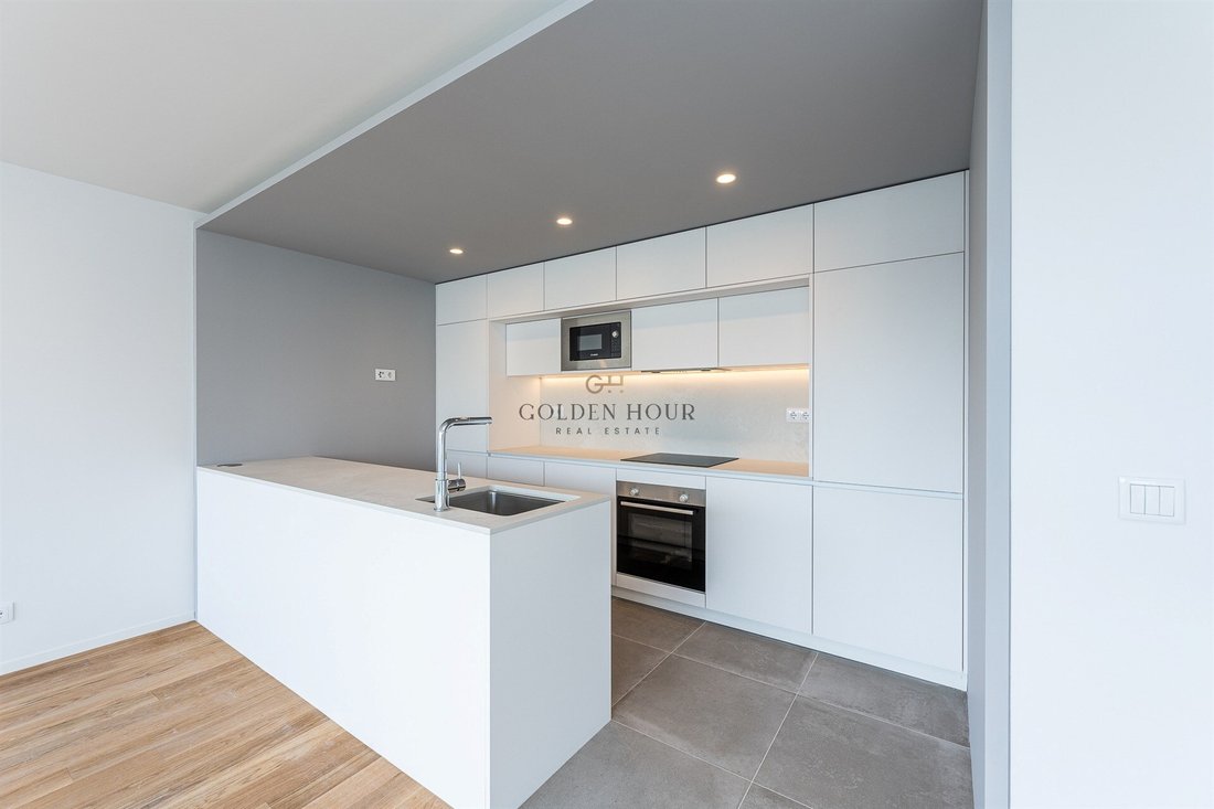 Apartamento en Matosinhos y Leca da Palmeira, Distrito de Oporto, Portugal 2 - 19104740