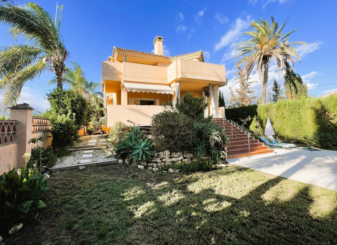 Villa a Nueva Andalucía, Marbella, Spagna 1 - 19105296