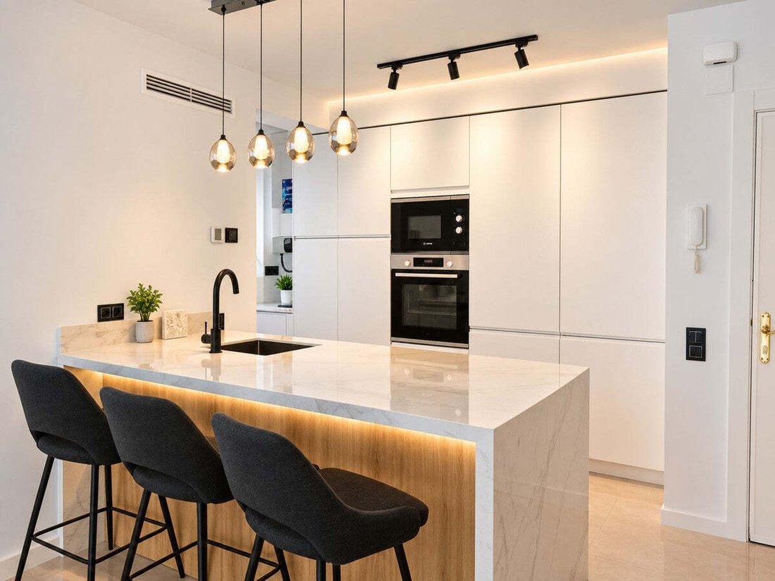 Apartment in Marbella, Andalusia, Spain 3 - 19104971