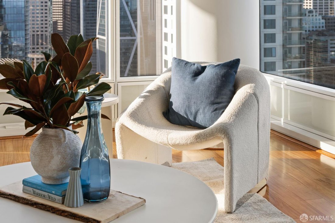 Condo in San Francisco, California, United States 5 - 19106339