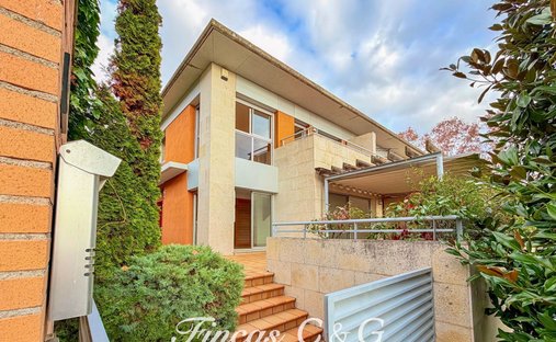 Chalet in Arenys de Munt, Katalonien, Spanien 1
