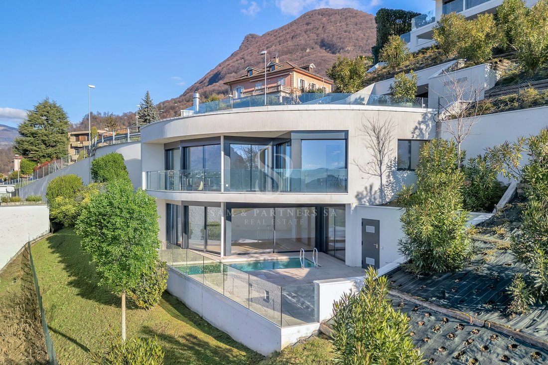 Penthouse in Canobbio, Ticino, Switzerland 3 - 19104151