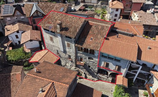 Maison à Costa Volpino, Lombardie, Italie 1