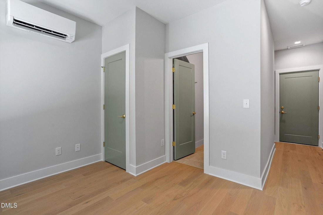 Condo in Cary, North Carolina, United States 3 - 19104333