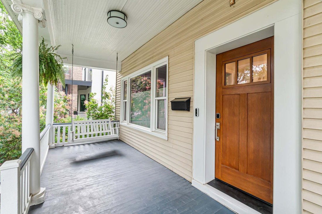 House in Chicago, Illinois, United States 2 - 19104696